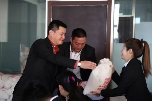 乾港集团 乾港集团