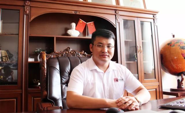 乾港集团董事长安俊峰 乾港集团董事长安俊峰