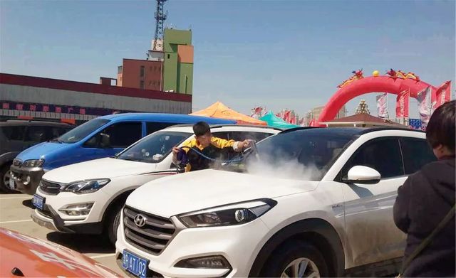 李总逸掌帮上门蒸汽洗车正式运营